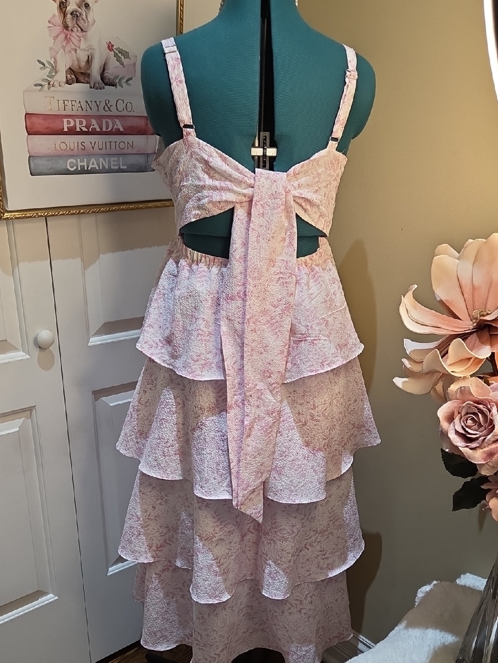 Nwot Medium Mine Pink Tiered Floral Ruffle Dress - Picture 8 of 17